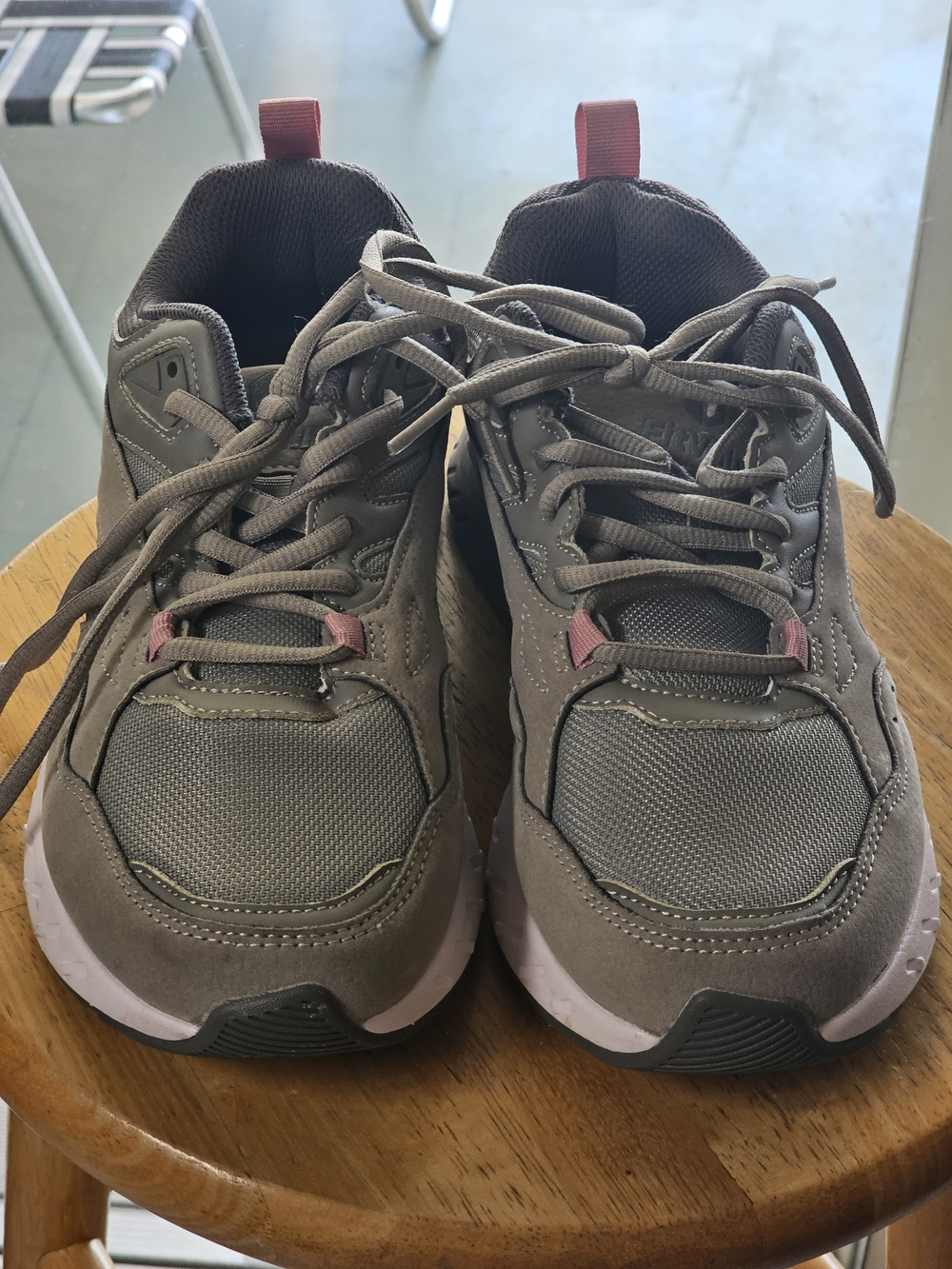 FitVille Women’s Walking Shoes Gray Pink Size 8 Wide Arch & Heel Support